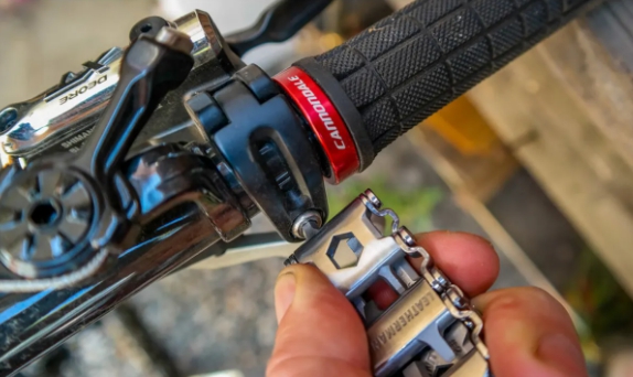 Инструмент Браслет Tread