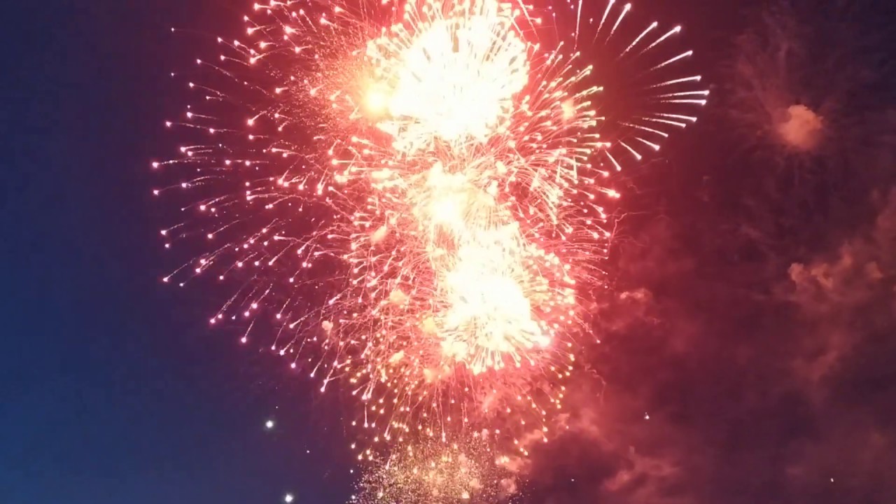 Салют комб. "Свадебный торт" (1/2/1),